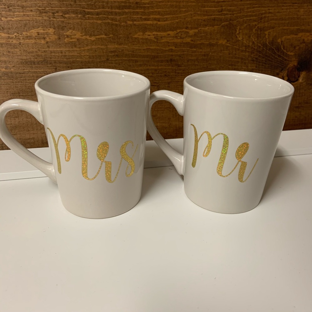 White coffee mugs with gold holographic Mr and Mrs
